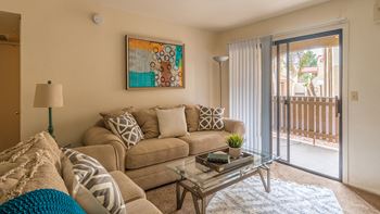 Cantera balcony with sliding glass door